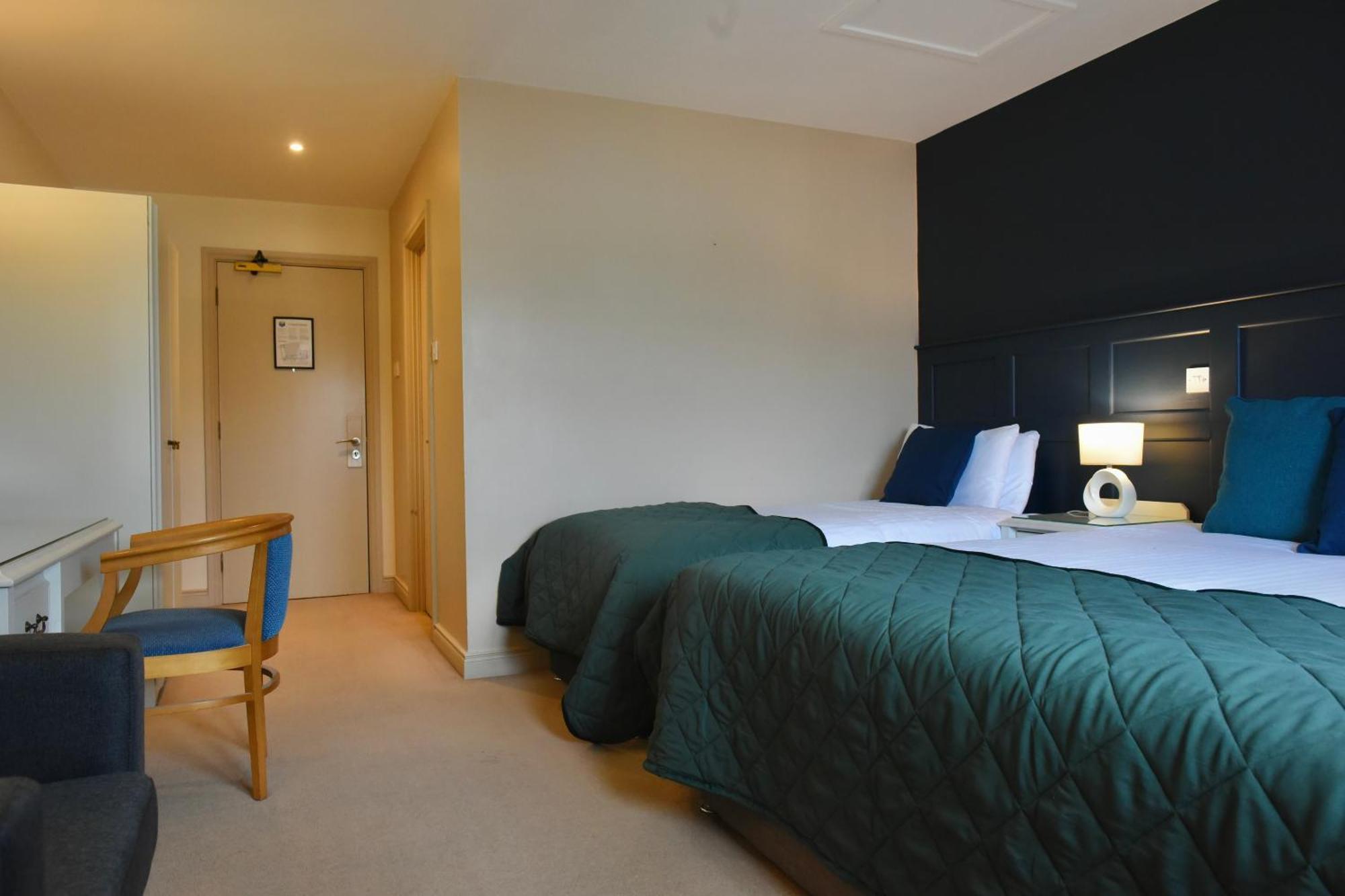 The Lough & Quay Accommodation Town Centre Warrenpoint Exterior photo