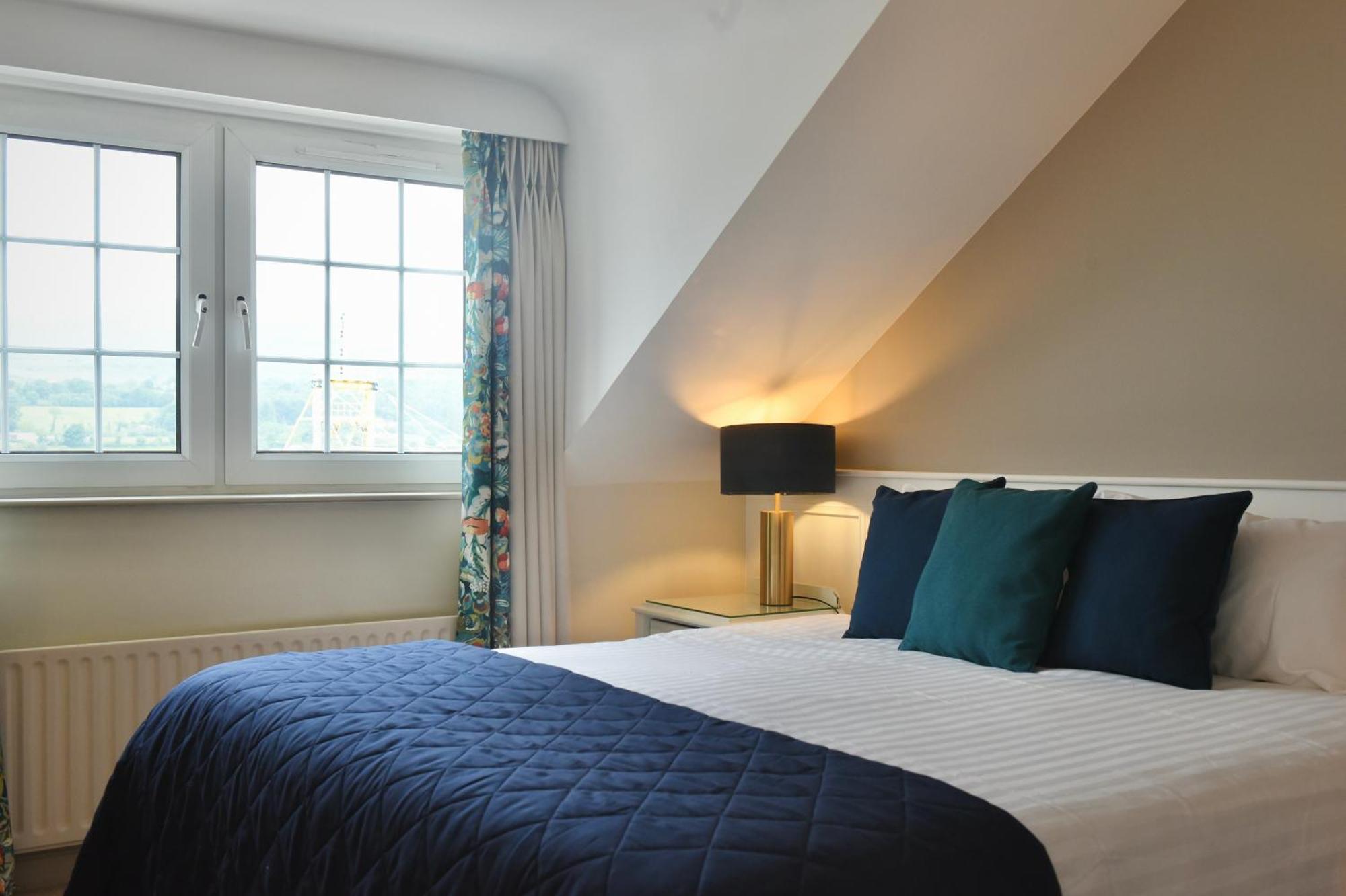 The Lough & Quay Accommodation Town Centre Warrenpoint Exterior photo
