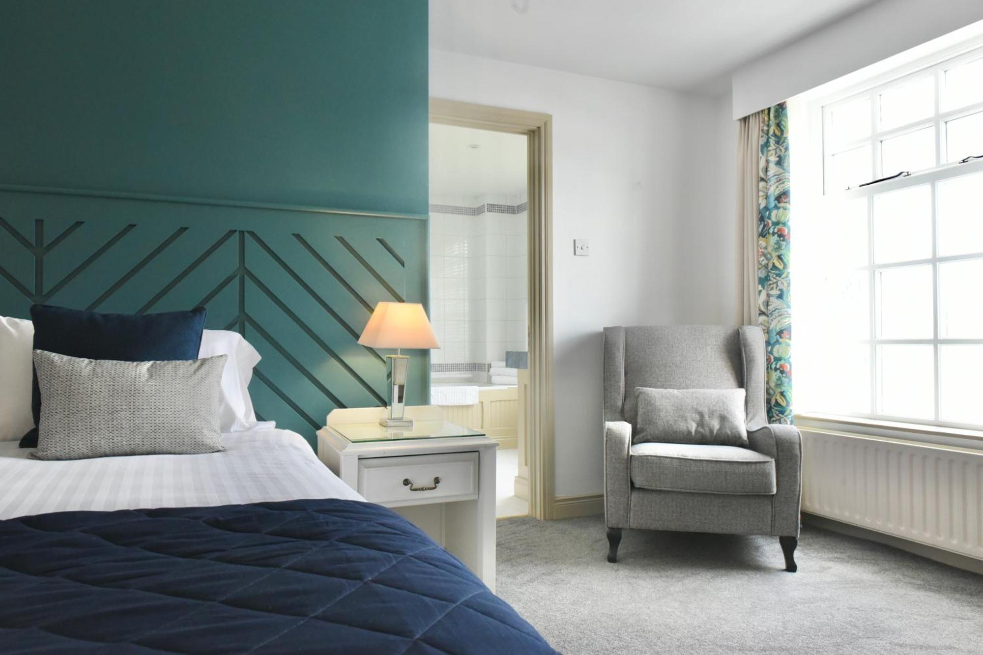 The Lough & Quay Accommodation Town Centre Warrenpoint Exterior photo