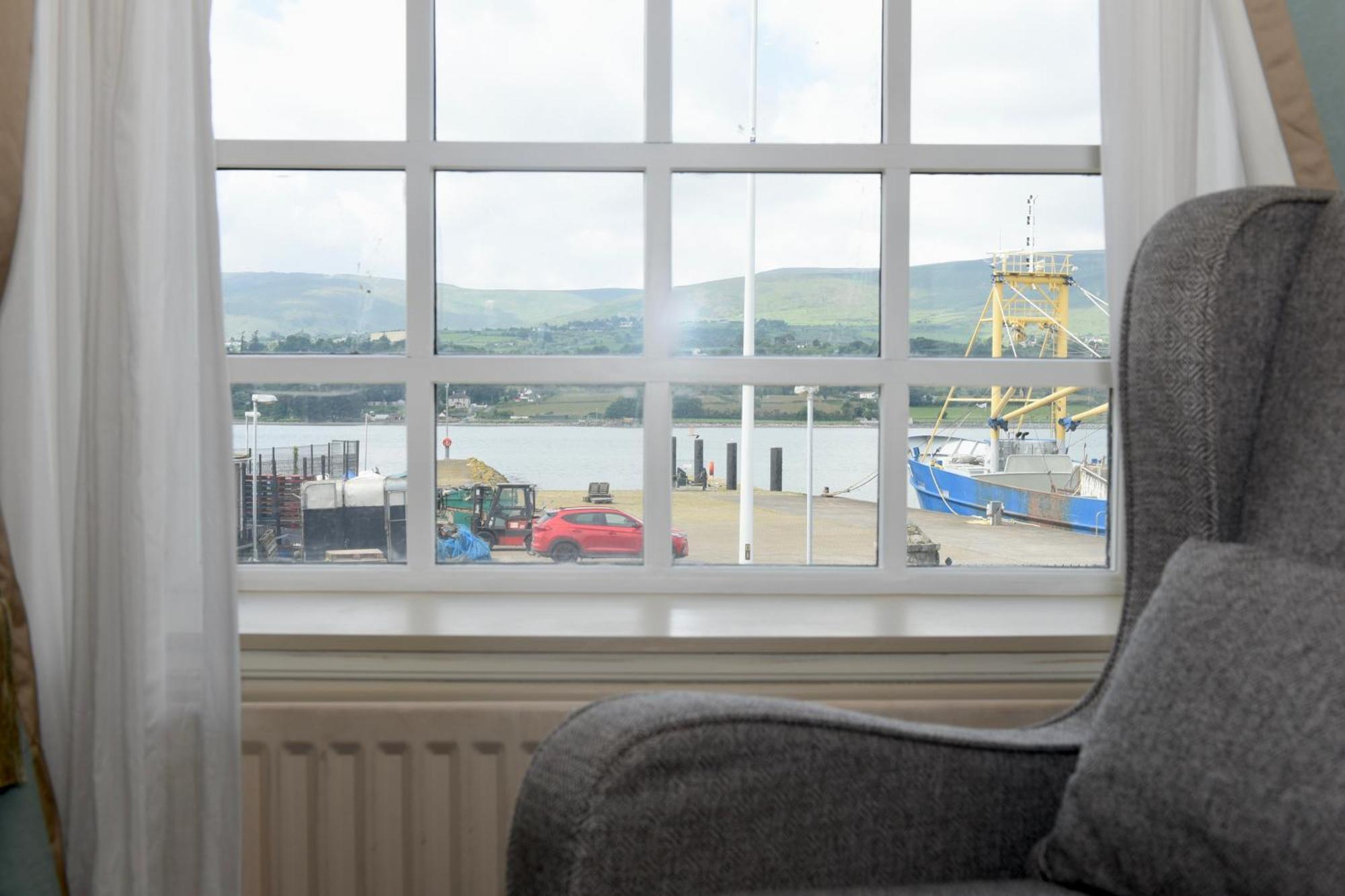 The Lough & Quay Accommodation Town Centre Warrenpoint Exterior photo