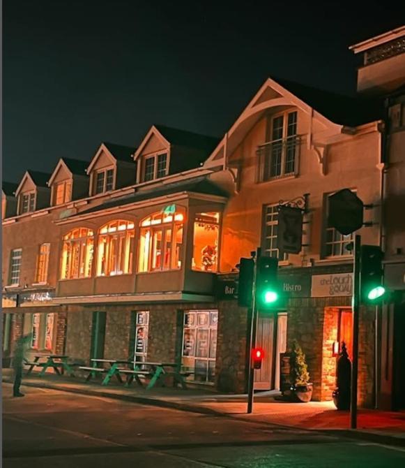 The Lough & Quay Accommodation Town Centre Warrenpoint Exterior photo
